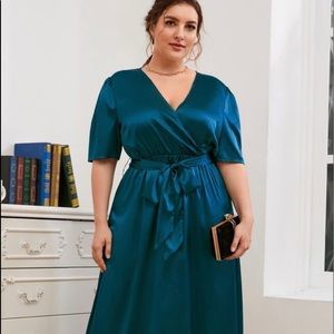 Satin Women’s Plus Maxi Dress